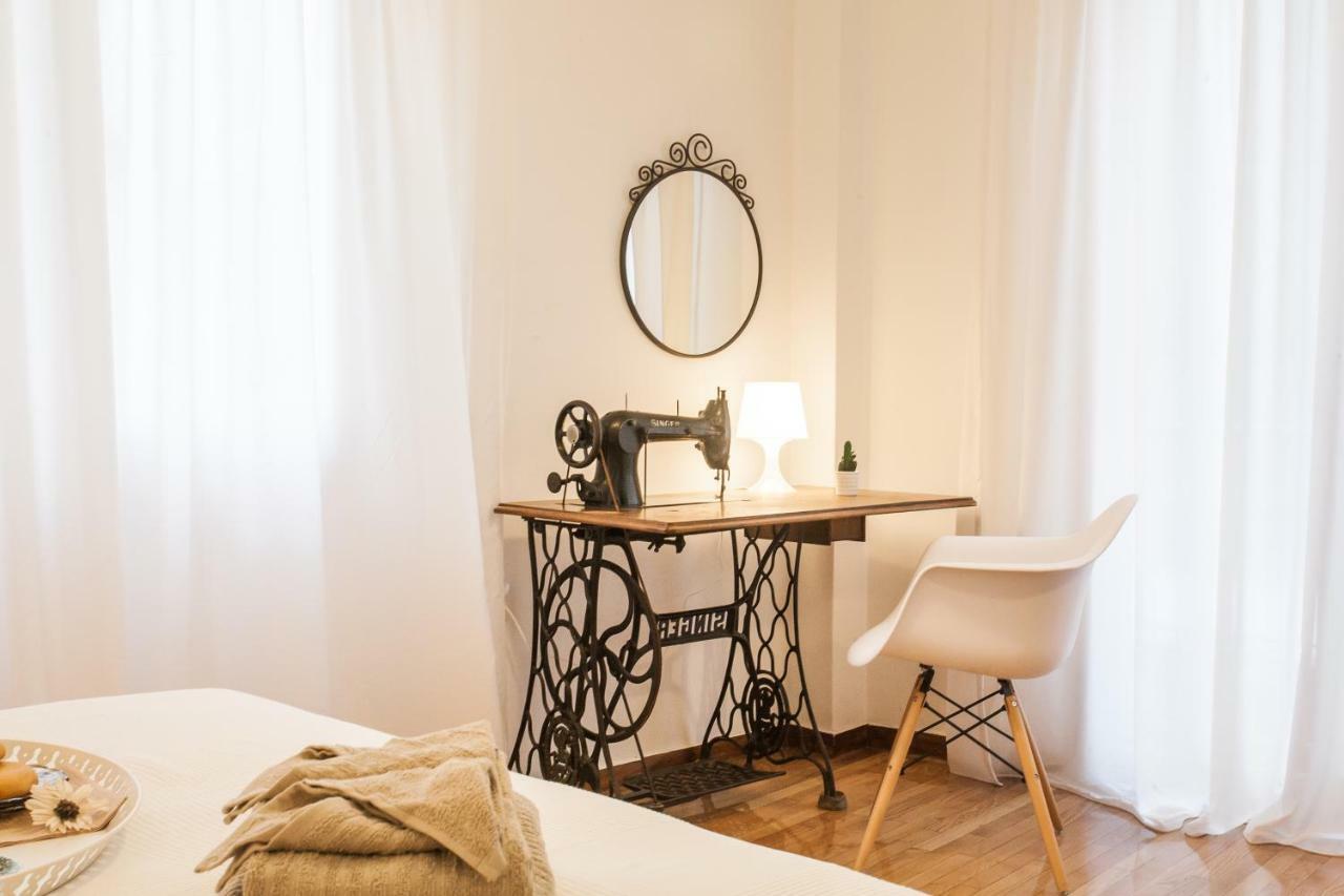 Classy And Stylish Private Apartment At Acropolis Museum Metro Station Aten Exteriör bild