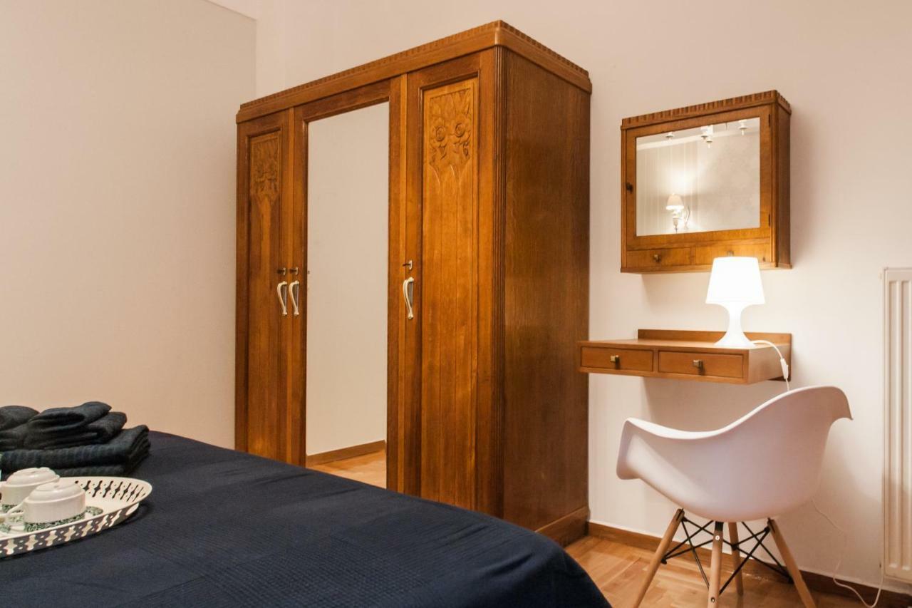 Classy And Stylish Private Apartment At Acropolis Museum Metro Station Aten Exteriör bild